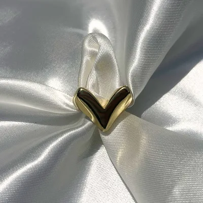 Anillo Corazon Chonqui Dorado de acero inoxidable - no se oxida - Joyería Salomé Quito